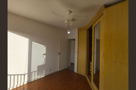 Apartamento à venda com 220m², 4 quartos e 2 vagas