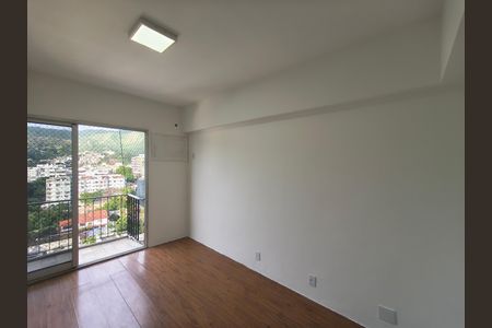 Apartamento à venda com 220m², 4 quartos e 2 vagas