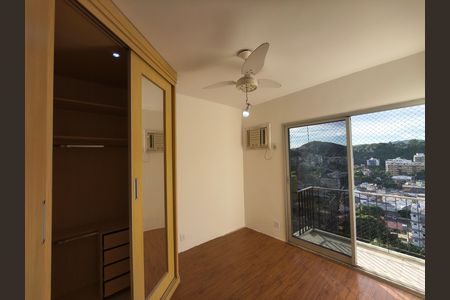 Apartamento à venda com 220m², 4 quartos e 2 vagas