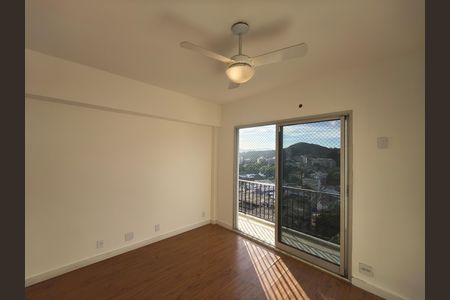 Apartamento à venda com 220m², 4 quartos e 2 vagas