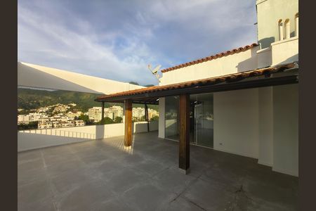 Apartamento à venda com 220m², 4 quartos e 2 vagas