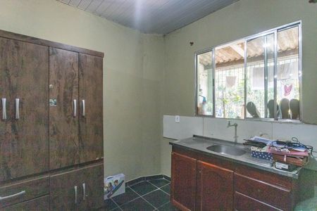 Casa para alugar com 30m², 2 quartos e 1 vagaCozinha 