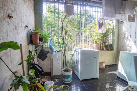 Casa para alugar com 30m², 2 quartos e 1 vagaÁrea de serviço 