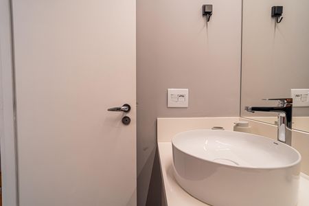 Studio para alugar com 40m², 1 quarto e 1 vaga Studio para alugar com 40m², 1 quarto e 1 vagaBanheiro