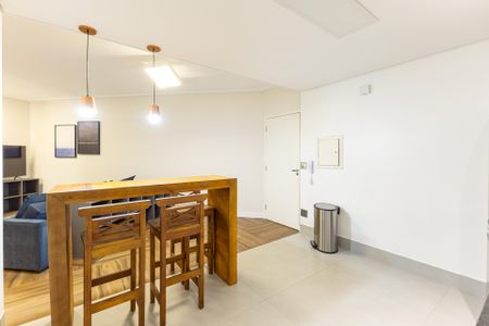 Cozinha de apartamento para alugar com 3 quartos, 76m² em Vila Olímpia, São Paulo