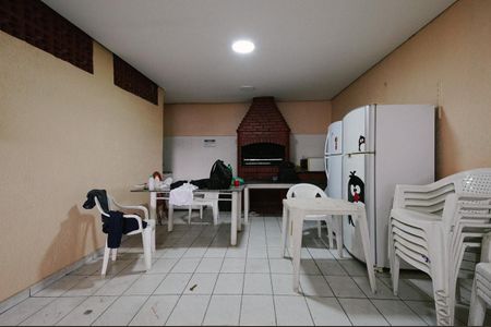 Apartamento para alugar com 48m², 2 quartos e 1 vagaÁrea comum - Salão de festas