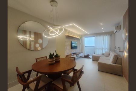 Sala de apartamento para alugar com 3 quartos, 91m² em Recreio dos Bandeirantes, Rio de Janeiro