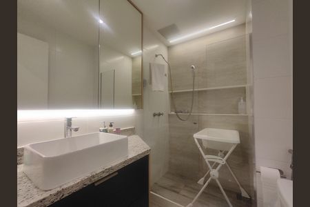 Apartamento para alugar com 91m², 3 quartos e 2 vagas Apartamento para alugar com 91m², 3 quartos e 2 vagasBanheiro social