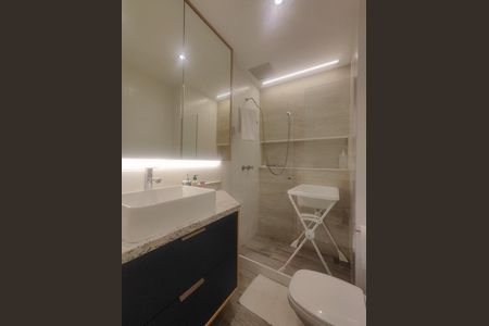 Apartamento para alugar com 91m², 3 quartos e 2 vagas Apartamento para alugar com 91m², 3 quartos e 2 vagasBanheiro social