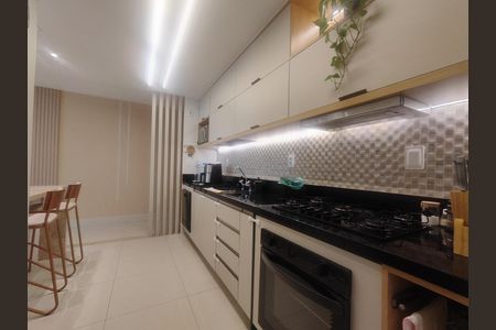 Apartamento para alugar com 91m², 3 quartos e 2 vagas Apartamento para alugar com 91m², 3 quartos e 2 vagasCozinha