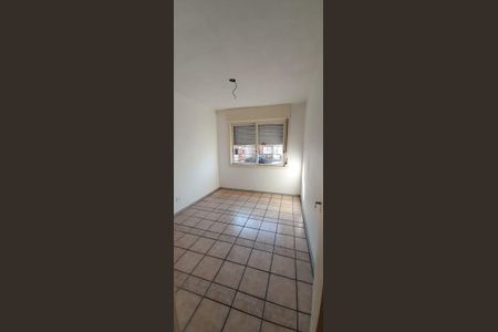 Quarto 1 de apartamento para alugar com 2 quartos, 60m² em Vila Jardim, Porto Alegre