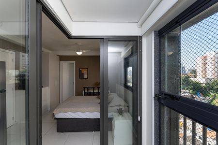 Studio para alugar com 26m², 1 quarto e 1 vaga Studio para alugar com 26m², 1 quarto e 1 vagaVaranda