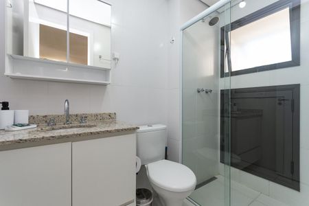 Studio para alugar com 26m², 1 quarto e 1 vaga Studio para alugar com 26m², 1 quarto e 1 vagaBanheiro