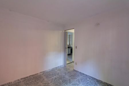 Quarto 2 de apartamento para alugar com 2 quartos, 50m² em Itaquera, São Paulo