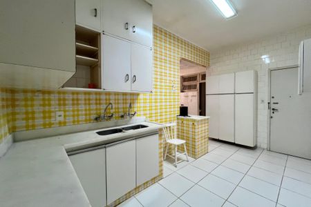 Apartamento para alugar com 240m², 3 quartos e 1 vagaCozinha