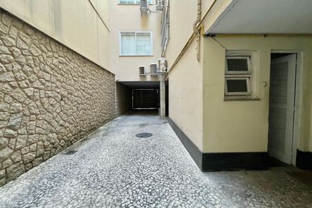 Apartamento para alugar com 240m², 3 quartos e 1 vagaGaragem 