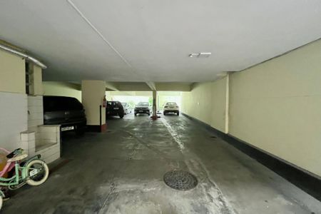 Apartamento para alugar com 240m², 3 quartos e 1 vagaGaragem