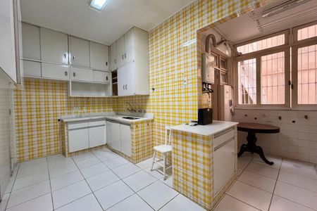 Apartamento para alugar com 240m², 3 quartos e 1 vagaCozinha 