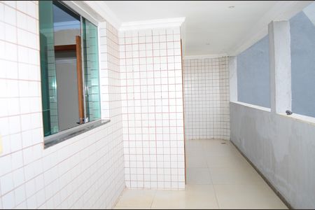Apartamento para alugar com 110m², 2 quartos e 3 vagasVaranda