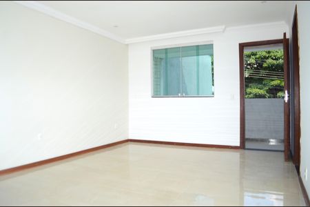 Apartamento para alugar com 110m², 2 quartos e 3 vagasSala