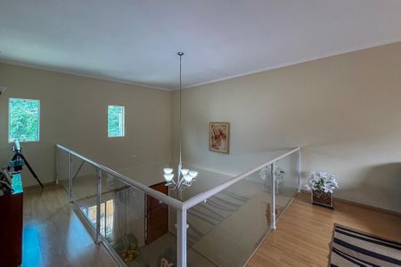 Casa à venda com 300m², 3 quartos e 3 vagas Casa à venda com 300m², 3 quartos e 3 vagasEscritorio