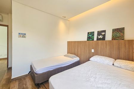 Casa de condomínio para alugar com 300m², 4 quartos e 4 vagas