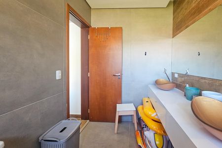 Casa de condomínio para alugar com 300m², 4 quartos e 4 vagas