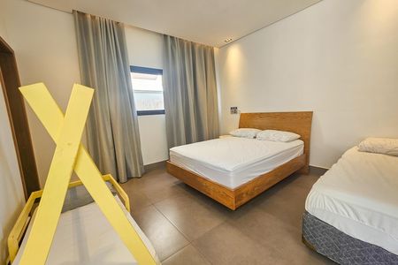 Casa de condomínio para alugar com 300m², 4 quartos e 4 vagas