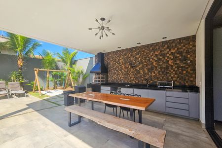 Casa de condomínio para alugar com 300m², 4 quartos e 4 vagas