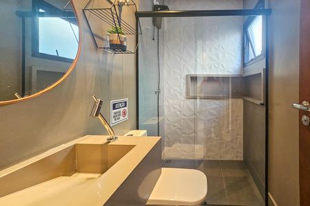 Casa de condomínio para alugar com 300m², 4 quartos e 4 vagas