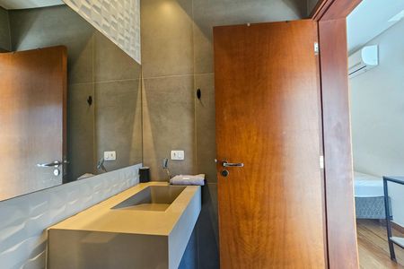 Casa de condomínio para alugar com 300m², 4 quartos e 4 vagas