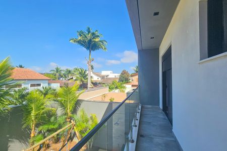 Casa de condomínio para alugar com 300m², 4 quartos e 4 vagas