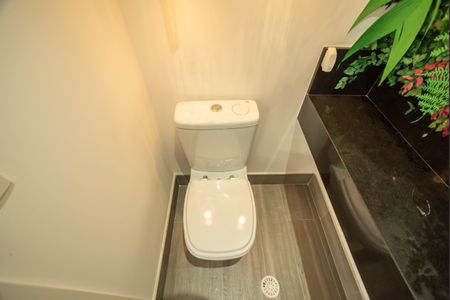Apartamento para alugar com 162m², 3 quartos e 2 vagas Apartamento para alugar com 162m², 3 quartos e 2 vagasLavabo
