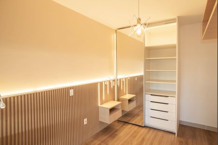 Apartamento para alugar com 162m², 3 quartos e 2 vagas Apartamento para alugar com 162m², 3 quartos e 2 vagasSuíte 2