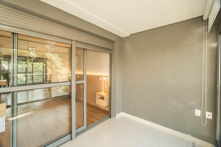 Apartamento para alugar com 162m², 3 quartos e 2 vagas Apartamento para alugar com 162m², 3 quartos e 2 vagasVaranda da Suíte 3