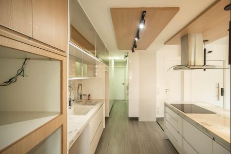 Apartamento para alugar com 162m², 3 quartos e 2 vagas Apartamento para alugar com 162m², 3 quartos e 2 vagasCozinha