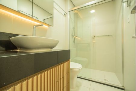 Apartamento para alugar com 162m², 3 quartos e 2 vagas Apartamento para alugar com 162m², 3 quartos e 2 vagasBanheiro da Suíte 1