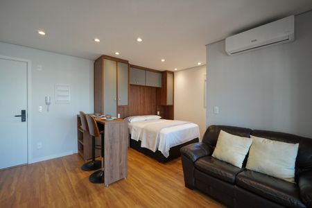 Studio de kitnet/studio para alugar com 1 quarto, 30m² em Vila Dom Pedro I, São Paulo
