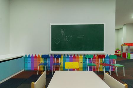 Apartamento para alugar com 50m², 2 quartos e 1 vaga Apartamento para alugar com 50m², 2 quartos e 1 vagaBrinquedoteca