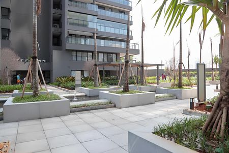 Apartamento à venda com 184m², 3 quartos e 4 vagas Apartamento à venda com 184m², 3 quartos e 4 vagasÁrea Comum