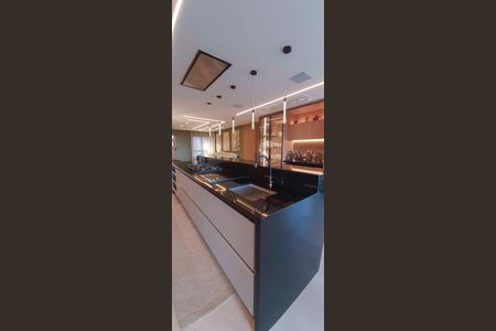 Apartamento à venda com 184m², 3 quartos e 4 vagas Apartamento à venda com 184m², 3 quartos e 4 vagasCozinha