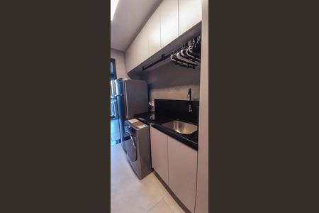 Apartamento à venda com 184m², 3 quartos e 4 vagas Apartamento à venda com 184m², 3 quartos e 4 vagasÁrea de serviço