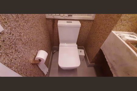 Apartamento à venda com 184m², 3 quartos e 4 vagas Apartamento à venda com 184m², 3 quartos e 4 vagasLavabo