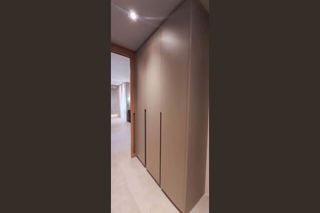 Apartamento à venda com 184m², 3 quartos e 4 vagas Apartamento à venda com 184m², 3 quartos e 4 vagasQuarto