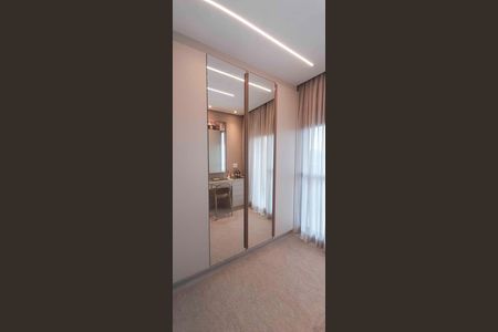 Apartamento à venda com 184m², 3 quartos e 4 vagas Apartamento à venda com 184m², 3 quartos e 4 vagasSuíte 2