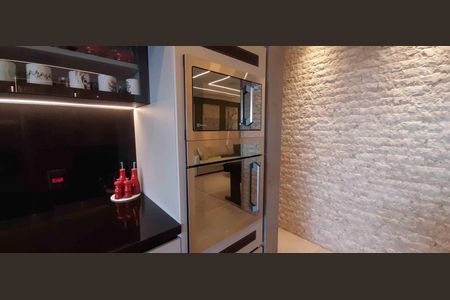 Apartamento à venda com 184m², 3 quartos e 4 vagas Apartamento à venda com 184m², 3 quartos e 4 vagasCozinha