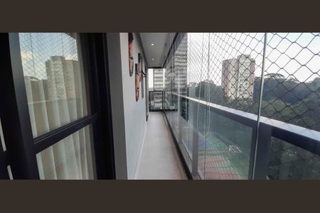 Apartamento à venda com 184m², 3 quartos e 4 vagas Apartamento à venda com 184m², 3 quartos e 4 vagasSacada da Suíte 1