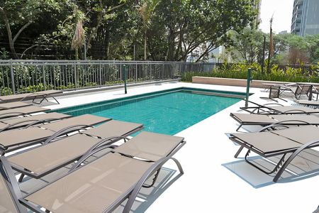 Apartamento à venda com 184m², 3 quartos e 4 vagas Apartamento à venda com 184m², 3 quartos e 4 vagasÁrea comum