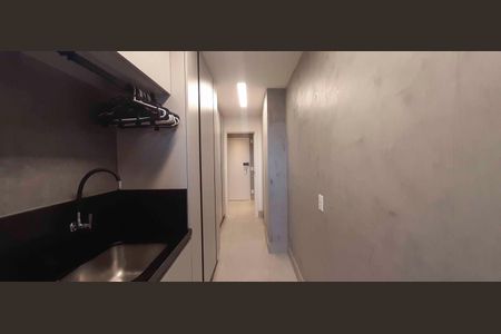 Apartamento à venda com 184m², 3 quartos e 4 vagas Apartamento à venda com 184m², 3 quartos e 4 vagasÁrea de serviço