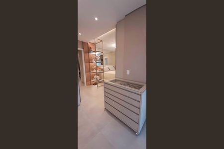 Apartamento à venda com 184m², 3 quartos e 4 vagas Apartamento à venda com 184m², 3 quartos e 4 vagasCloset da Suíte 2